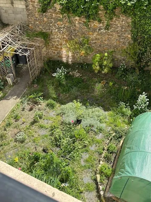 Appartement Aux Portes De Paris 이브리쉬르센 0*,  프랑스